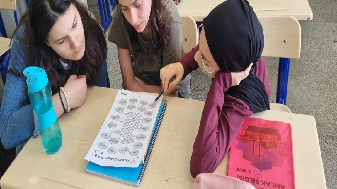 7C  Bulmaca Zamanı Etkinliği 