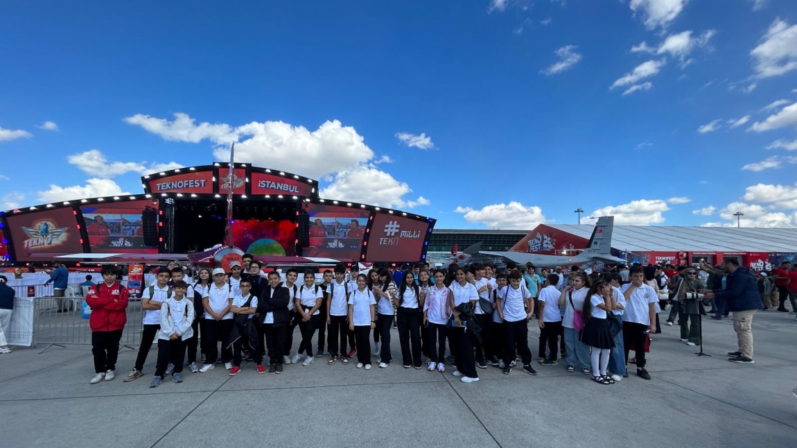 7. SINIFLARIMIZ TEKNOFEST GEZİSİNE KATILDI.